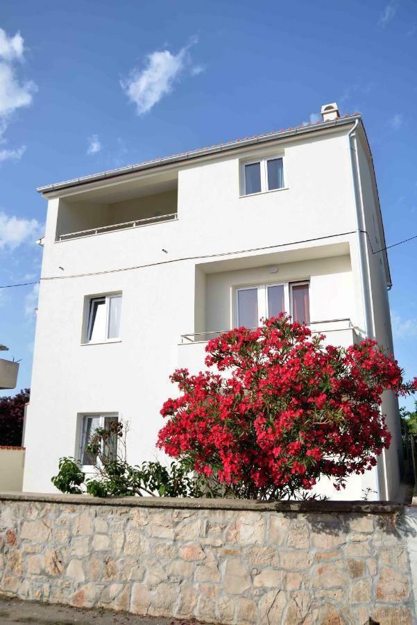 Apartments Enida بيتينا المظهر الخارجي الصورة